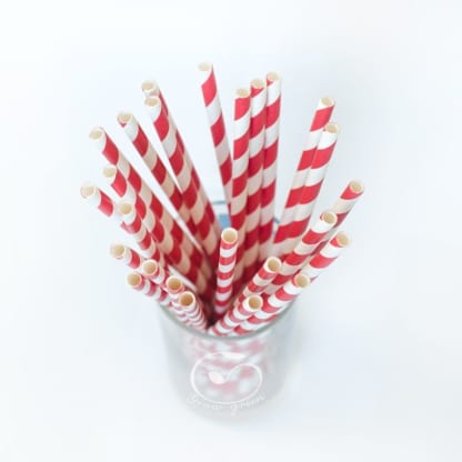 Colorful paper straws are suitable for coffee shops, restaurants, bars, hotels, resorts